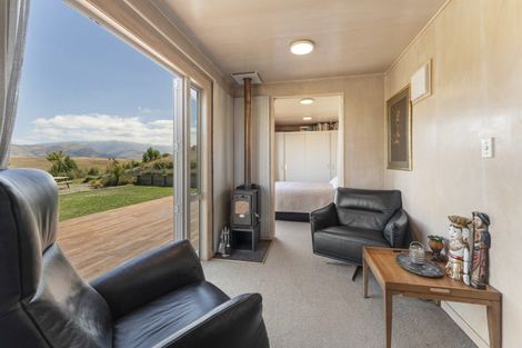 Photo of property in 105 Mcarthur Road, Springvale, Alexandra, 9391