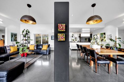 Photo of property in Tapuae, 21 Washer Road, Omata, New Plymouth, 4374