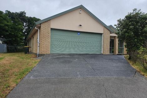 Photo of property in 48 Nuneaton Drive, Clover Park, Auckland, 2019