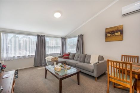 Photo of property in 2/10 Te Aroha Street, Hamilton East, Hamilton, 3216