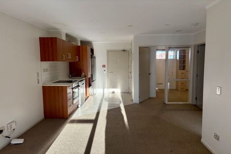 Photo of property in The Grand Apartments, 2c/4 Kell Drive, Albany, Auckland, 0632