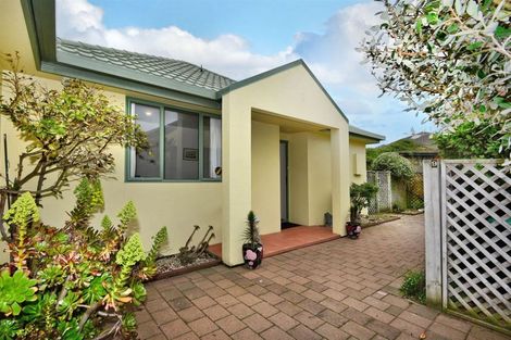 Photo of property in 4/90 Hawke Street, New Brighton, Christchurch, 8083