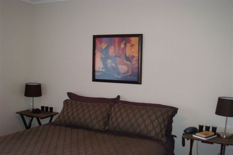 Photo of property in 1/49 Maungaraki Road, Korokoro, Lower Hutt, 5012