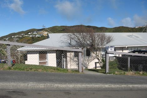 Photo of property in 49-51 Victory Avenue, Karori, Wellington, 6012
