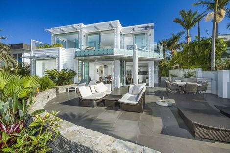 Photo of property in 31 Beach Road, Castor Bay, Auckland, 0620