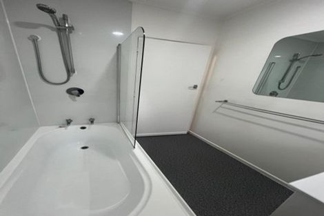 Photo of property in 5 Tyne Road, Forrest Hill, Auckland, 0620