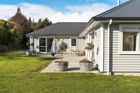 Photo of property in 22 Charles Court, Lake Hawea, Wanaka, 9382