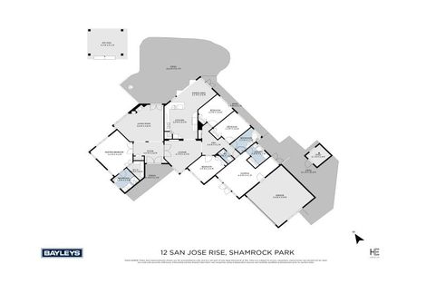 Photo of property in 12 San Jose Rise, Shamrock Park, Auckland, 2016