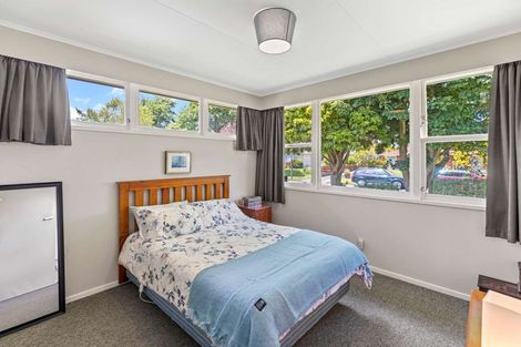 Photo of property in 7 Raglan Avenue, Cloverlea, Palmerston North, 4412