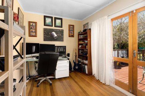 Photo of property in 12 Anthony Street, Tawa, Wellington, 5028