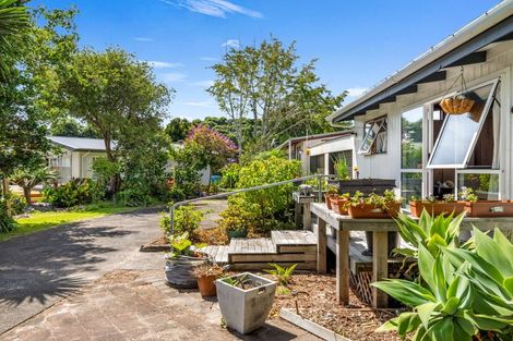 Photo of property in 33a Ladies Mile, Manly, Whangaparaoa, 0930