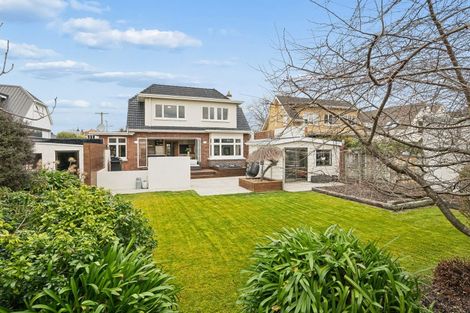 Photo of property in 17 Wilson Avenue, Saint Clair, Dunedin, 9012
