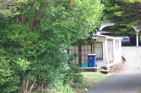 Photo of property in 2/30 Cresta Avenue, Beach Haven, Auckland, 0626