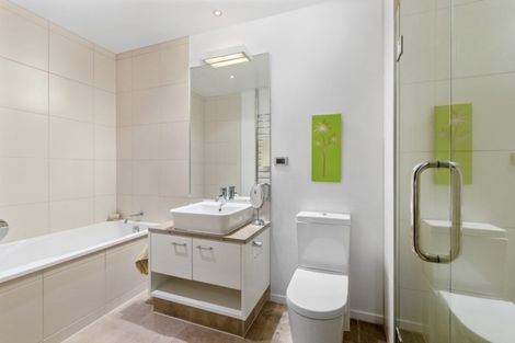 Photo of property in Sentinel Apartments, 2501/3 Northcroft Street, Takapuna, Auckland, 0622