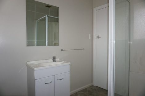 Photo of property in 2/46 Division Street, Riccarton, Christchurch, 8041