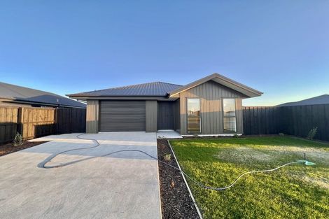 Photo of property in 76 Broadway Parade, Rolleston, 7615