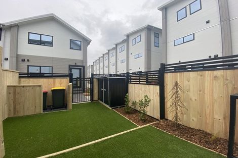 Photo of property in 1/2 Hood Street, Mount Victoria, Wellington, 6011