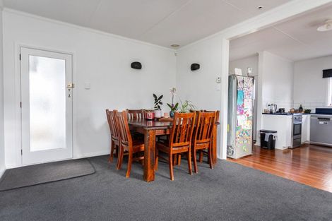 Photo of property in 35 Guy Street, Dannevirke, 4930