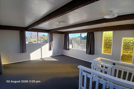 Photo of property in 5a Rennell Street, Frankleigh Park, New Plymouth, 4310