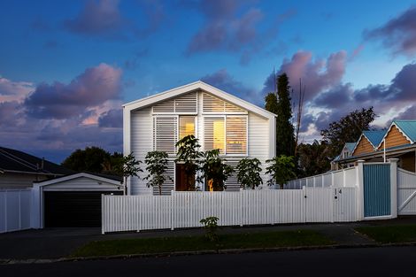 Photo of property in 4 Bulwer Street, Devonport, Auckland, 0624