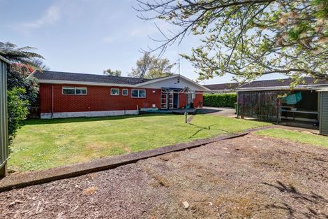 Photo of property in 139 Totara Drive, Pukete, Hamilton, 3200