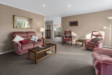 Photo of property in 10 Paparoa Crescent, Aotea, Porirua, 5024