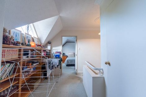 Photo of property in 1 Dresdan Court, Hokowhitu, Palmerston North, 4410