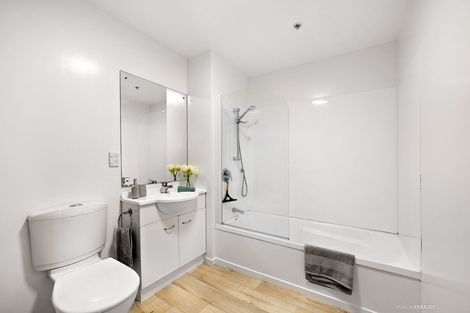 Photo of property in Dixon Towers, 2/115 Dixon Street, Te Aro, Wellington, 6011