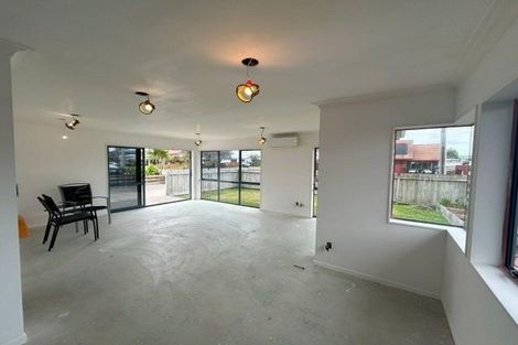 Photo of property in 65a Percy Road, Papamoa Beach, Papamoa, 3118