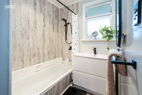 Photo of property in 7 Hanlon Street, Halfway Bush, Dunedin, 9010