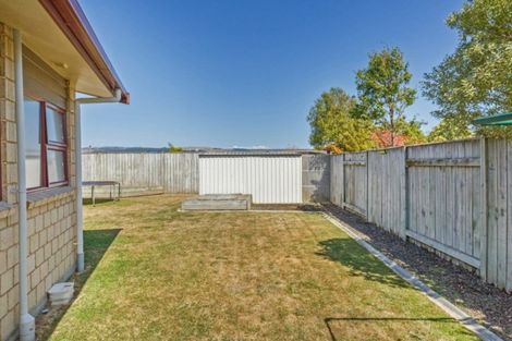 Photo of property in 40 Geneva Terrace, Kelvin Grove, Palmerston North, 4414