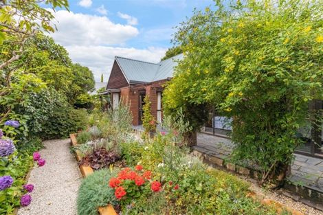 Photo of property in 22 Poynder Avenue, Merivale, Christchurch, 8014