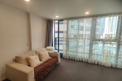 Photo of property in 10 Jubaea Place, Henderson, Auckland, 0610