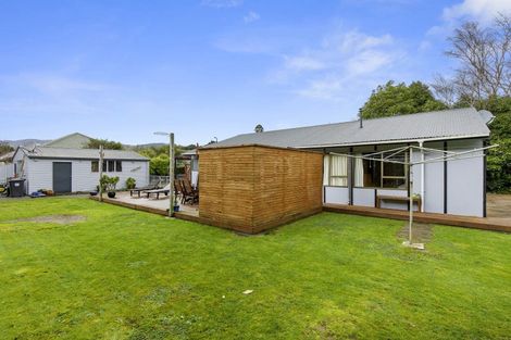 Photo of property in 39b Gemstone Drive, Birchville, Upper Hutt, 5018