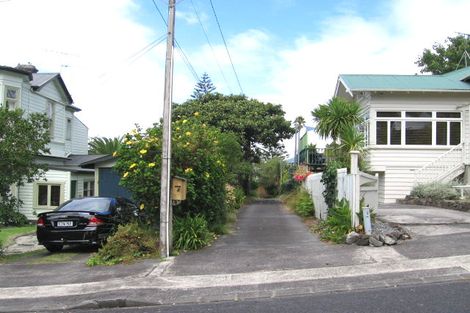 Photo of property in 7 Awanui Street, Birkenhead, Auckland, 0626