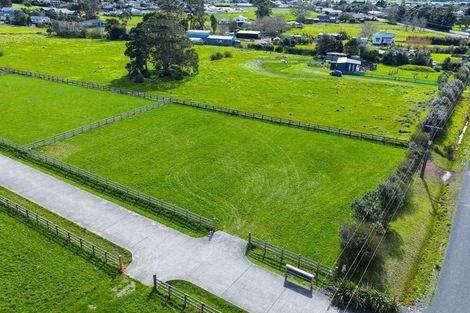 Photo of property in 2 Harmony Way, Waipu, 0582
