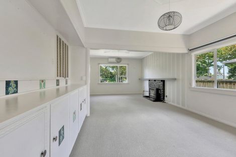 Photo of property in 9 Hursthouse Street, Vogeltown, New Plymouth, 4310