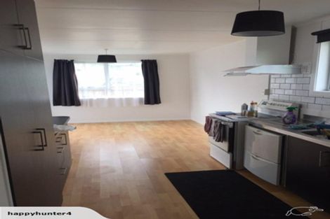 Photo of property in 3 Regent Place, Blagdon, New Plymouth, 4310