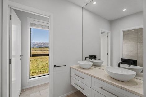 Photo of property in 154 Munro Lane, Tarras, Cromwell, 9383