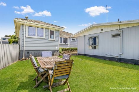 Photo of property in 13 Chaytor Street, Te Puke, 3119