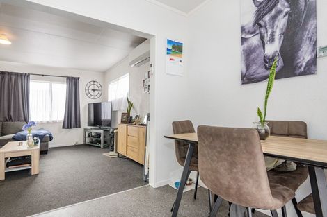 Photo of property in 1310 Jubilee Street, Mayfair, Hastings, 4122