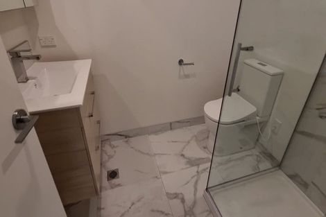 Photo of property in 3/137 Tirimoana Road, Te Atatu South, Auckland, 0602