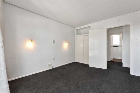 Photo of property in 3/341 Devon Street West, New Plymouth, 4310