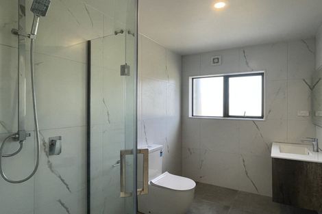 Photo of property in 59a Cedar Heights Avenue, Massey, Auckland, 0614