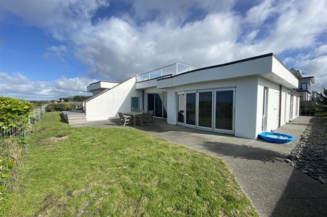 Photo of property in 125 Bream Bay Drive, Ruakaka, 0116