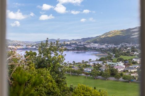 Photo of property in 20 Spur Grove, Titahi Bay, Porirua, 5022