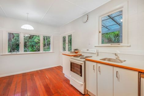 Photo of property in 78 Airlie Road, Plimmerton, Porirua, 5026