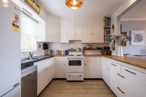 Photo of property in 1b Seaview Crescent, Picton, 7220