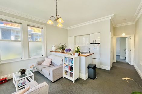 Photo of property in 58 Majoribanks Street, Mount Victoria, Wellington, 6011