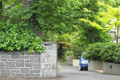 Photo of property in 211 Clyde Road, Burnside, Christchurch, 8053